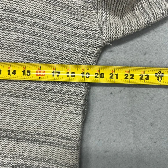 GAP Maternity Women's Marled Knit Cardigan Sweater Long Sleeve Pockets Size M - Picture 7 of 10